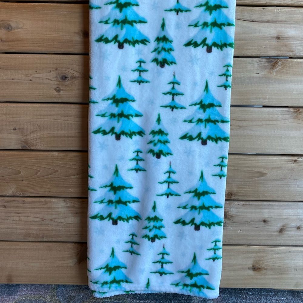 Kat Meets Alex Winter Snow Pine Tree Throw Blanket